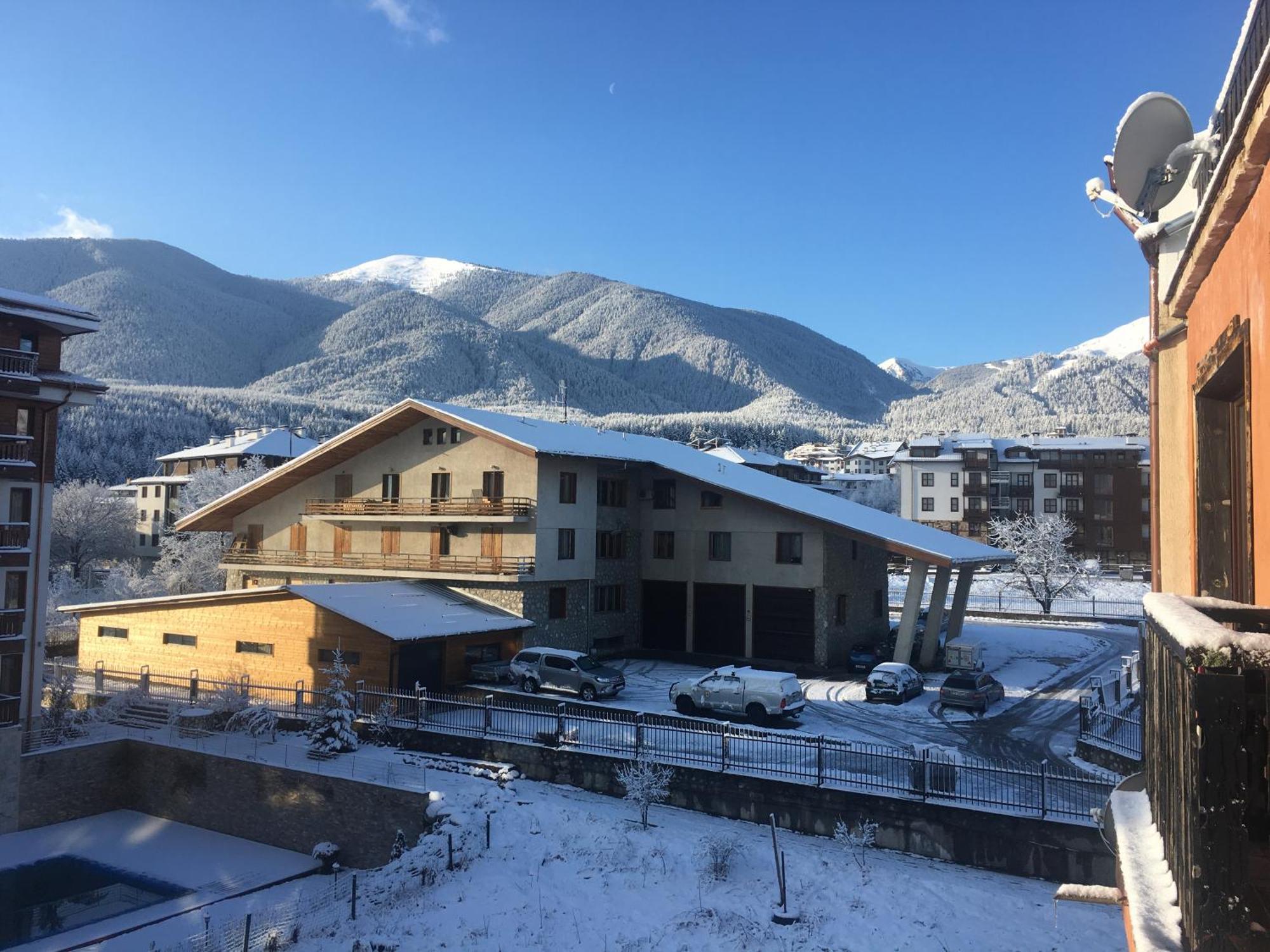 Ramada 2 Boutique Apartment Near Ski Road Bansko Zewnętrze zdjęcie