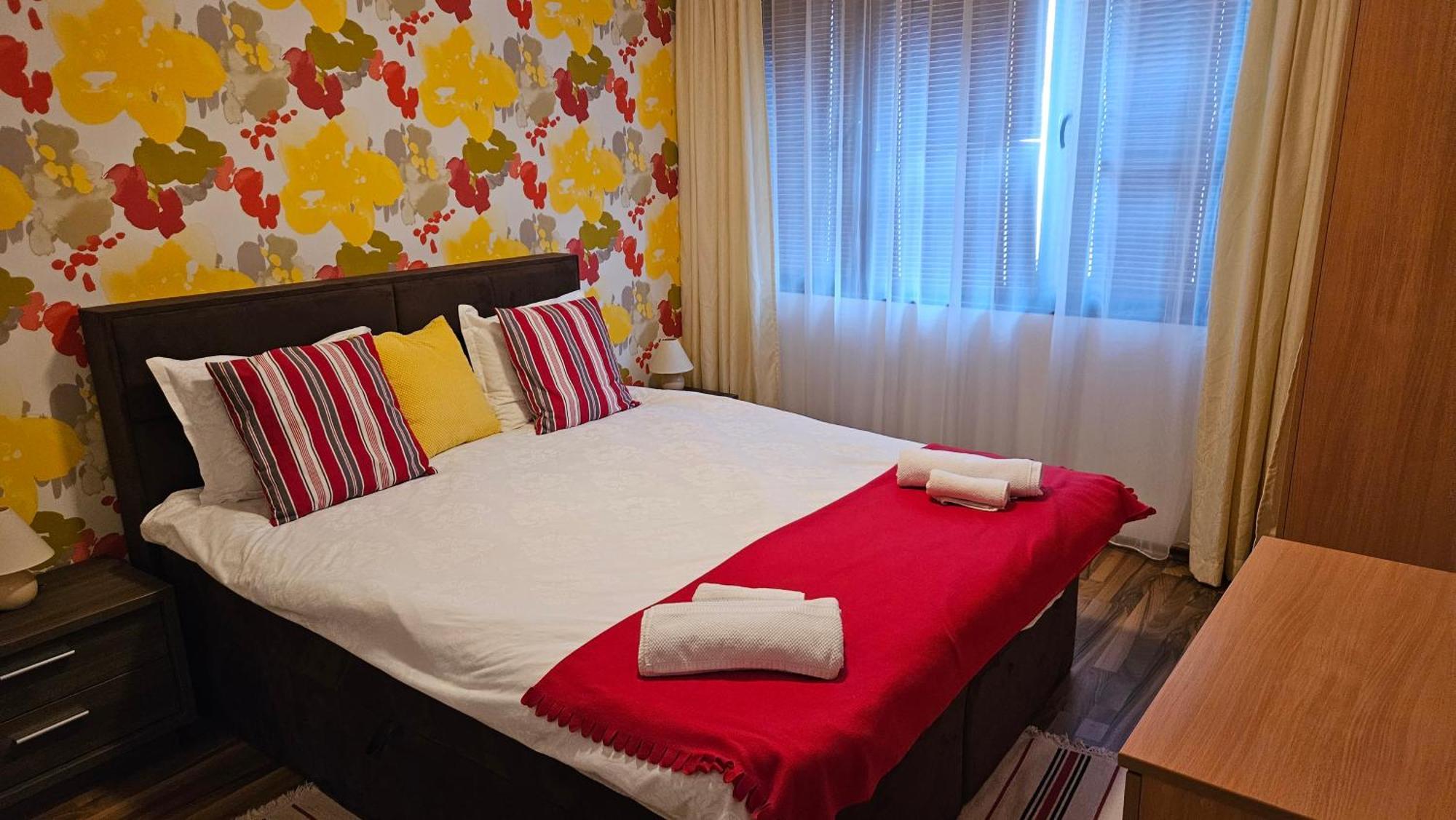Ramada 2 Boutique Apartment Near Ski Road Bansko Zewnętrze zdjęcie